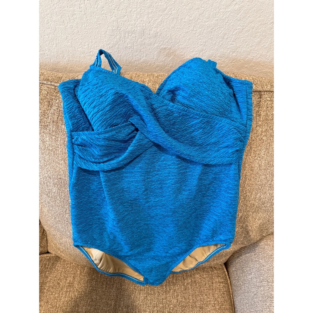 Sea Blue Crinkle Twist Front One Piece Swimsuit Plus Size 20W 442219X - Picture 2 of 7